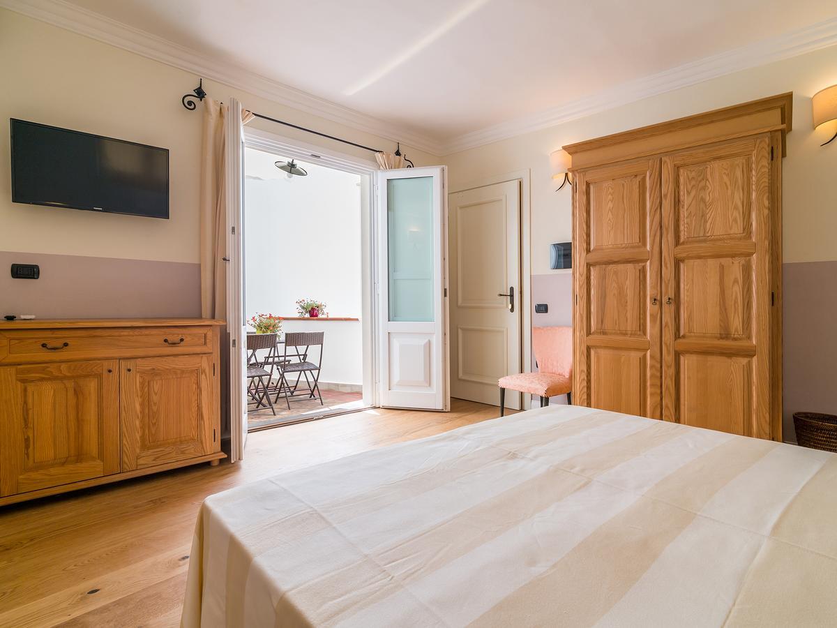 Charming Rooms Opuntia Carloforte (Isola di San Pietro) Exterior foto