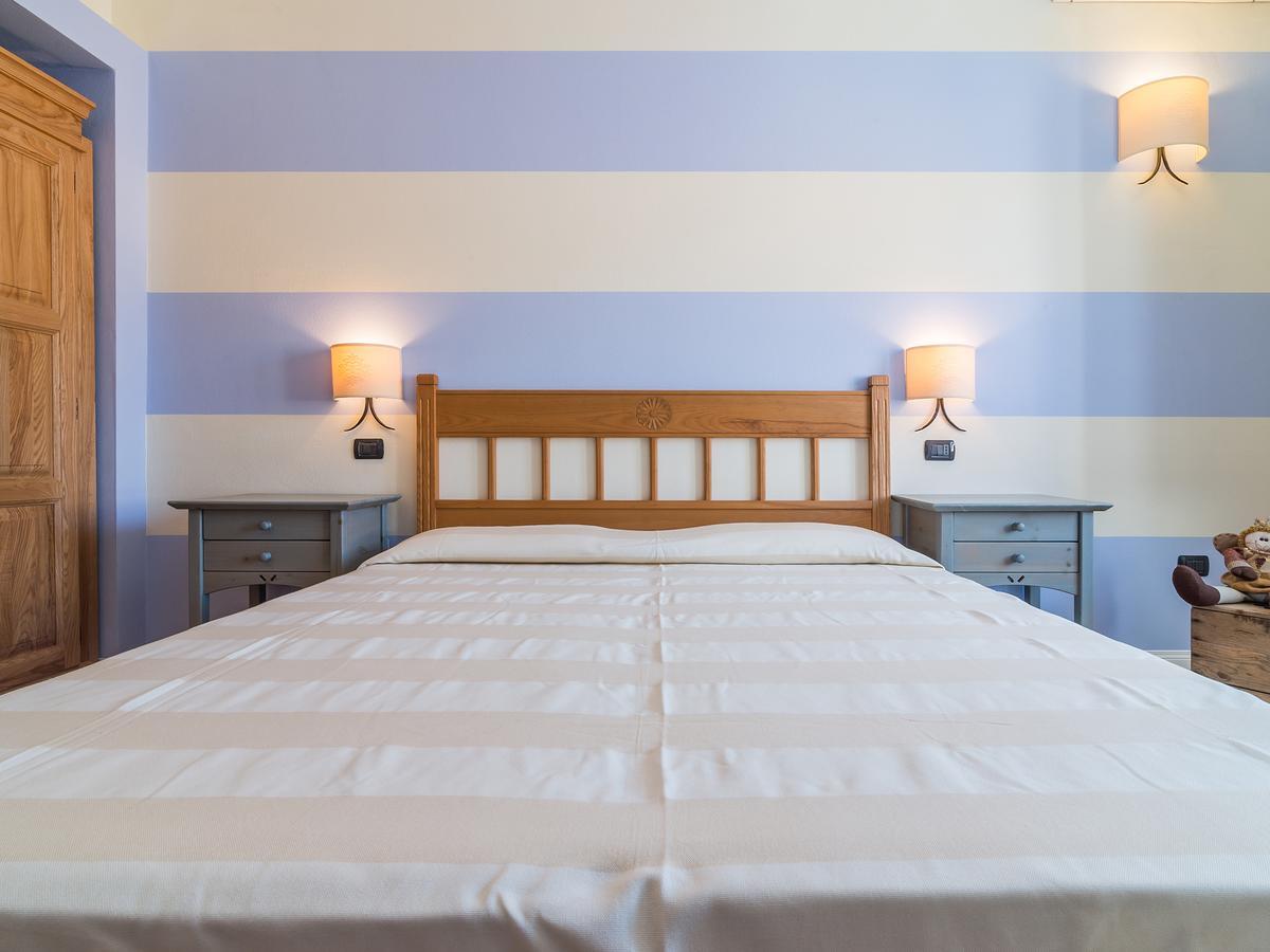 Charming Rooms Opuntia Carloforte (Isola di San Pietro) Exterior foto